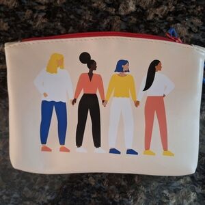 IPSY Makeup Bag 'Confidence Comes From Within'